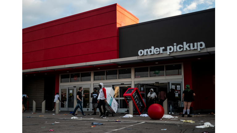 'I Can't Breathe' Protest Held After Man Dies In Police Custody In Minneapolis