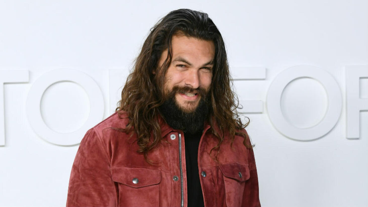 Jason Momoa Hits Hometown Diner To Eat A Hearty Meal Named After Him ...