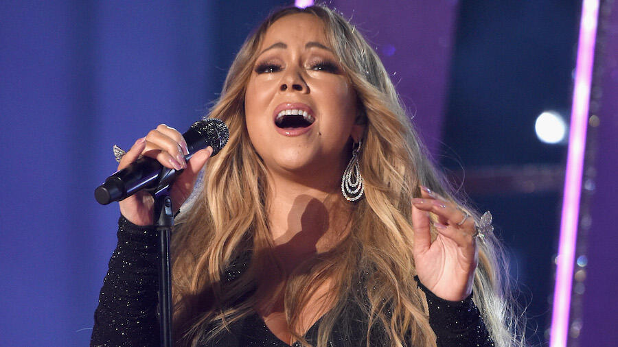 Mariah Carey Sings 'There's Got To Be A Way' In Honor Of George Floyd ...