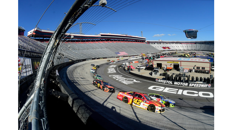 NASCAR Cup Series Food City presents the Supermarket Heroes 500