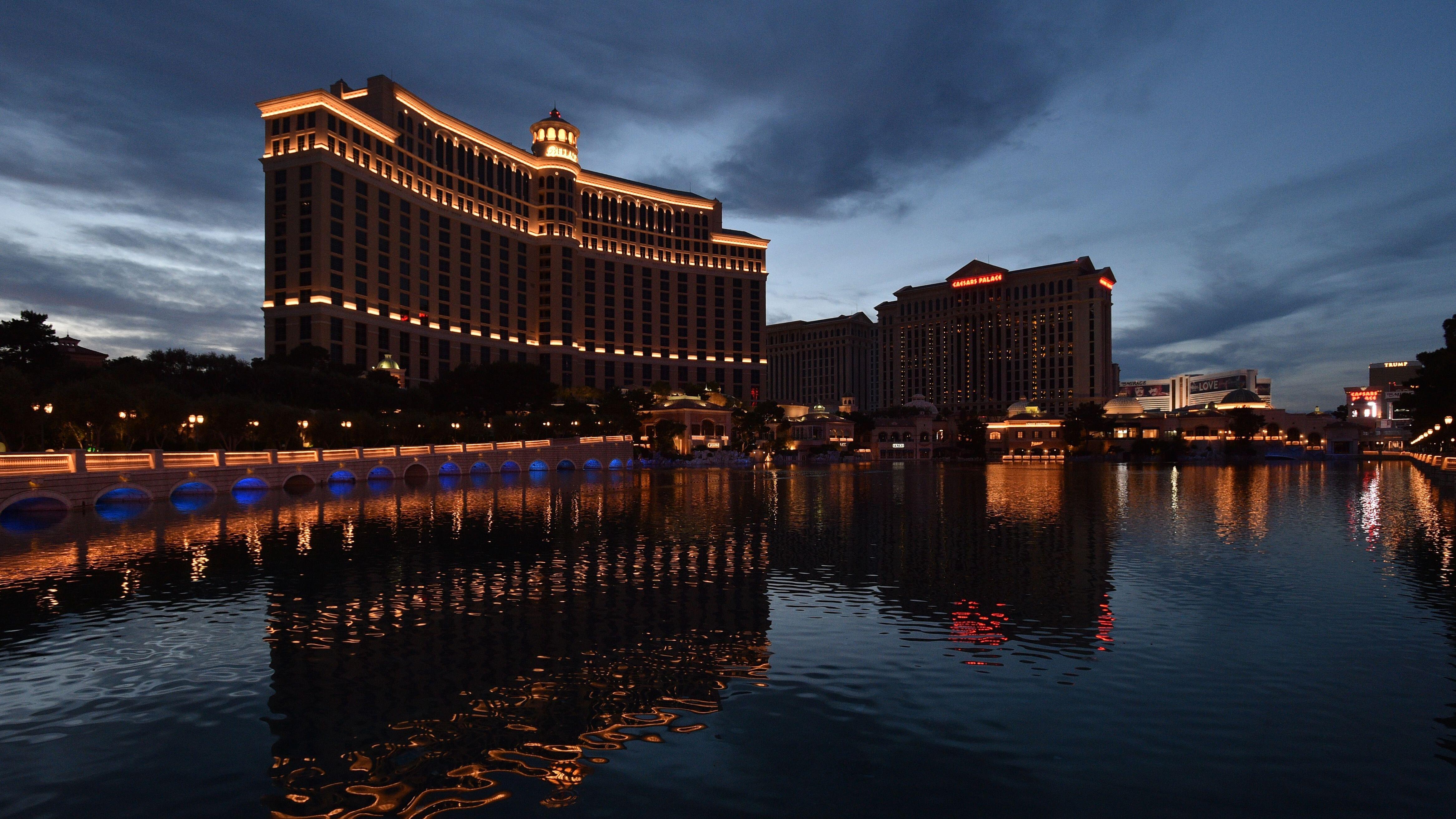 two-iconic-las-vegas-casinos-open-this-week-here-s-what-they-ll-look