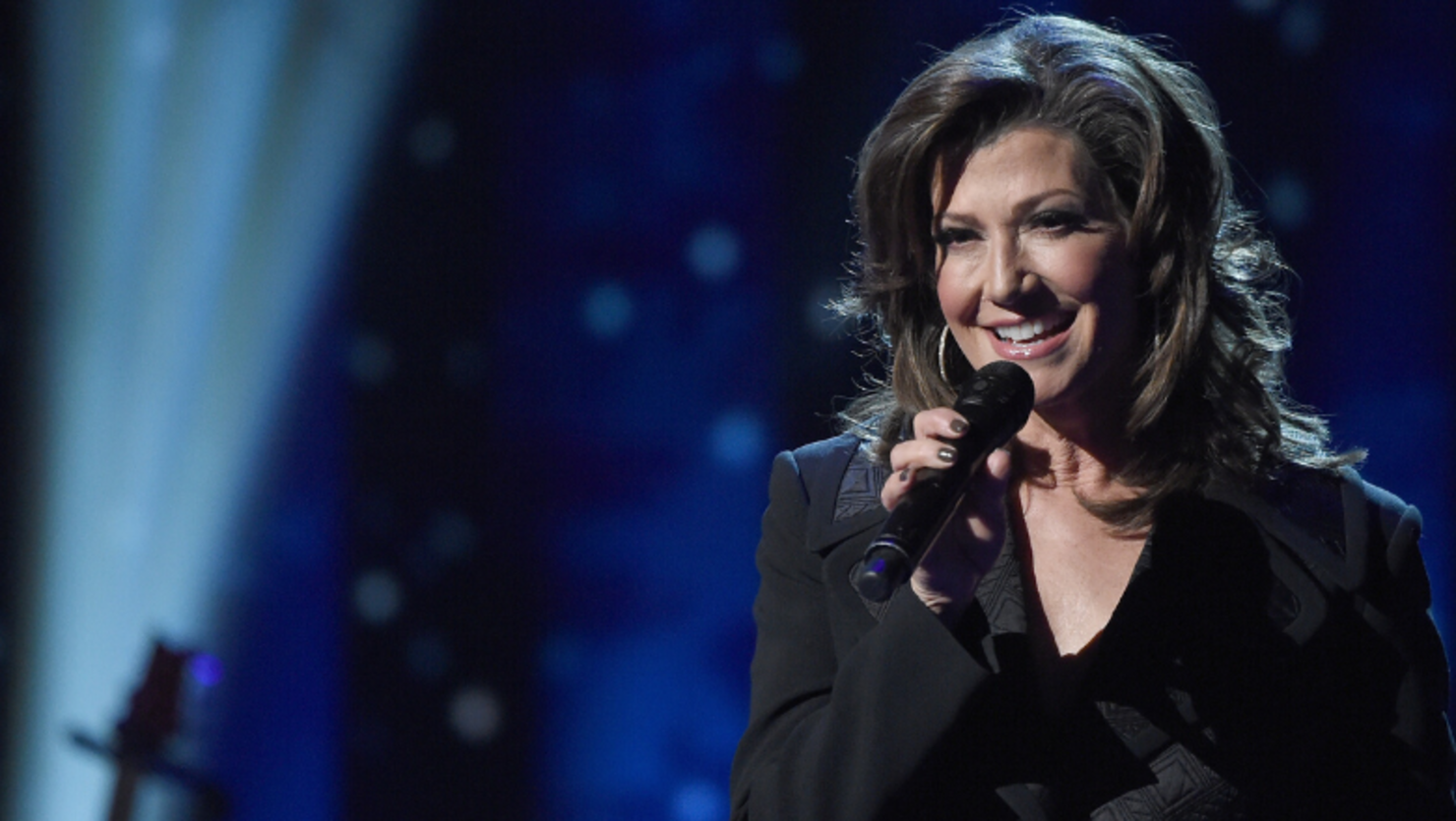 Amy Grant Undergoes Surgery To Correct Heart Condition Iheart