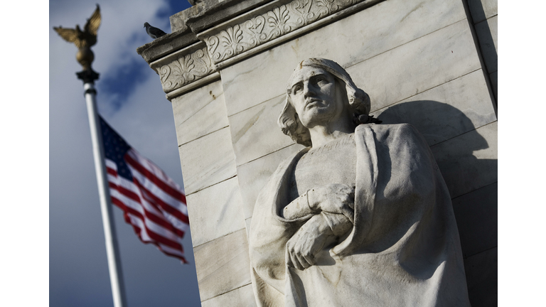 TO GO WITH STORY by Karin ZEITVOGEL, Lif