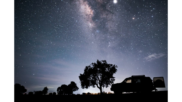 TOPSHOT-MYANMAR-ASTRONOMY-MILKY WAY