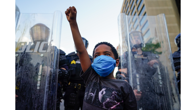 A roundup of Monday's news regarding police reform and other issues.