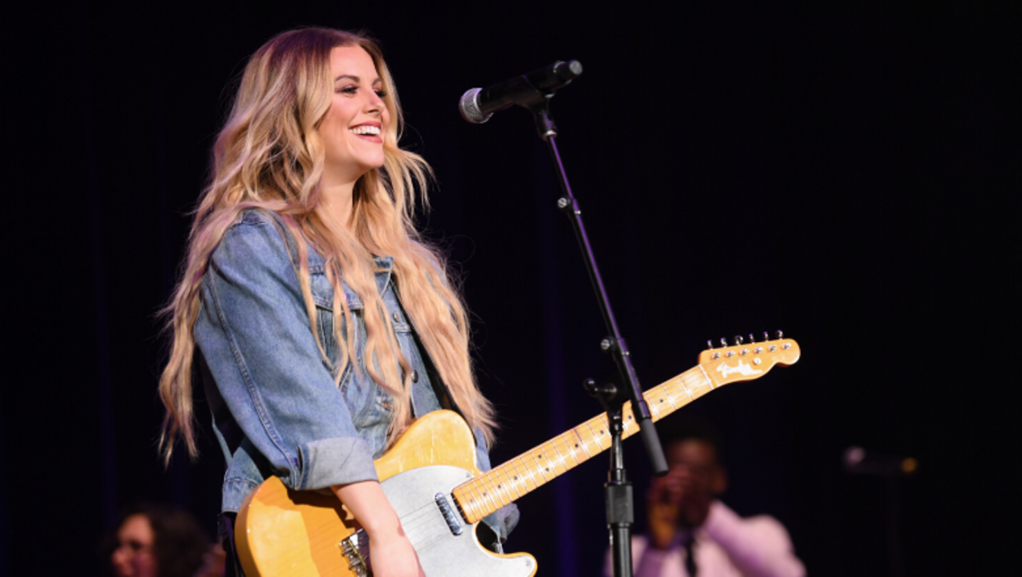 Lindsay Ell's Confidence Is Contagious In New Single 'Want Me Back'