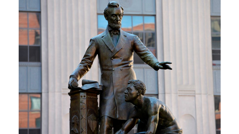 The Abraham Lincoln Statue, erected in 1879