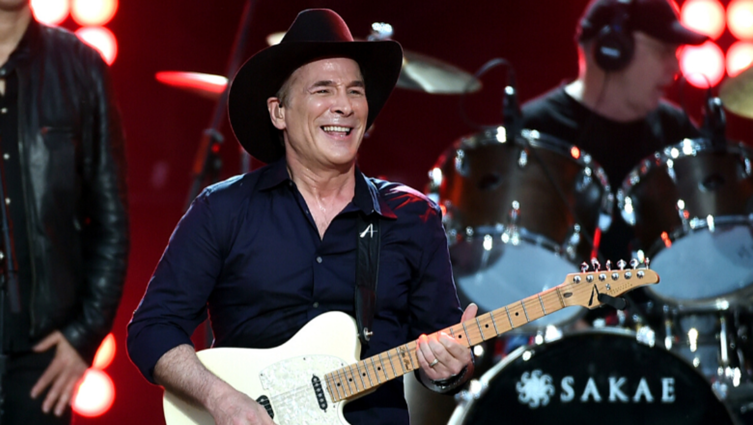 Clint Black To Headline Virtual USO Fourth Of July Concert Special 