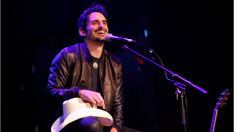 Brad Paisley Jokes He 'Got Mugged' During Zoom Call With Friends