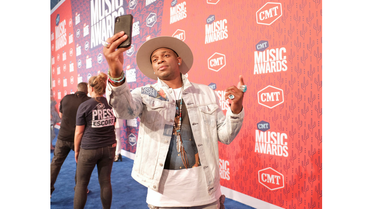 2019 CMT Music Awards - Red Carpet