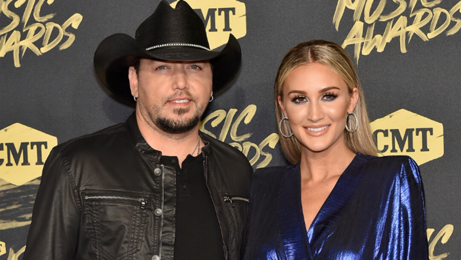 Jason Aldean's Wife And Family Star In New 'Got What I Got' Music Video ...