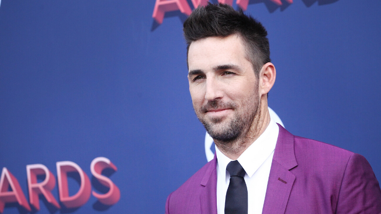 Jake Owen Shocks Fans With New Summer Haircut | iHeartRadio