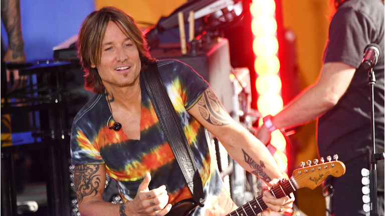 Keith Urban Brings 'Superman' To Life In New Video