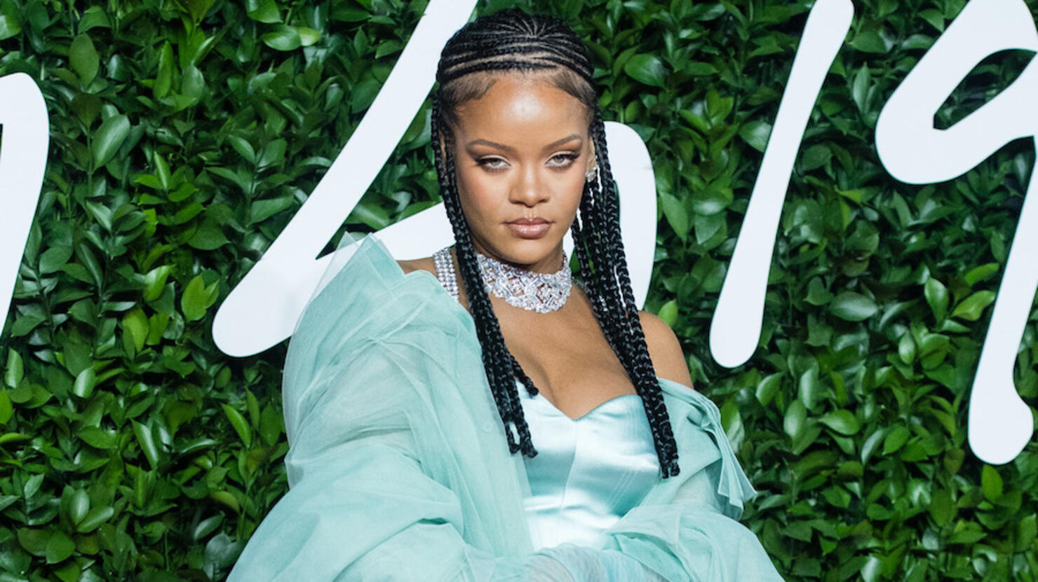 Rihanna Teases 'R9,' Promises Fans Will 'Not Be Disappointed' When It ...