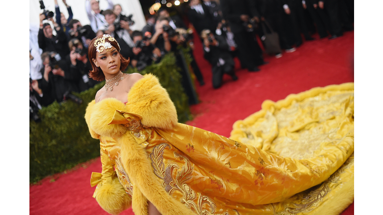 Rihanna felt like a 'clown' in her iconic yellow 2015 Met Gala dress