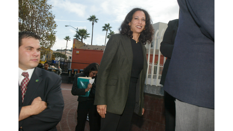 Kamala Harris meets with supporters in front of the 24th street BART station while on the campain trail with Cruz Bustamonte