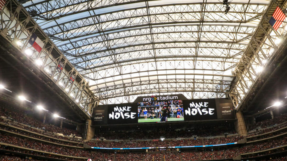 Will the NRG Stadium roof be open or closed?, National Sports