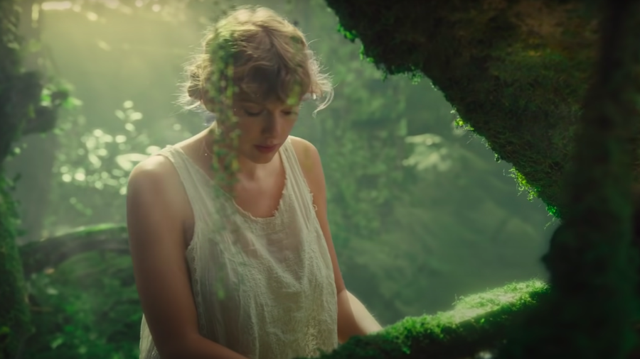 Taylor Swift Unveils All The Easter Eggs In Her Cardigan Music Video Iheart 