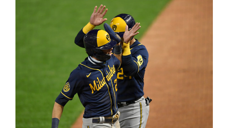 Milwaukee Brewers v Minnesota Twins