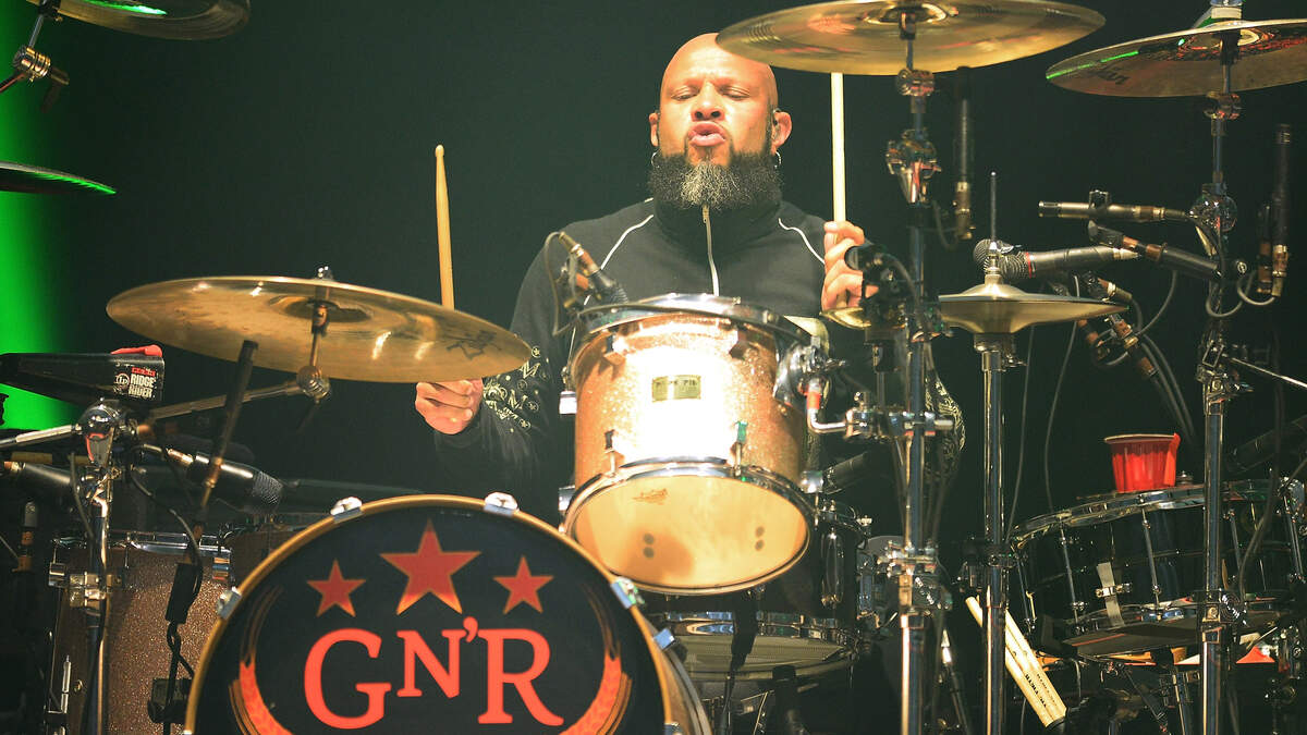 Guns N' Roses Tribute to feature lauded drummer Frank Ferrer – Texx and the  City