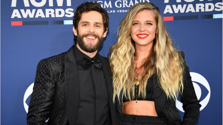 Thomas Rhett And Lauren Akins 'Struggle' Just Like Any Other Married Couple