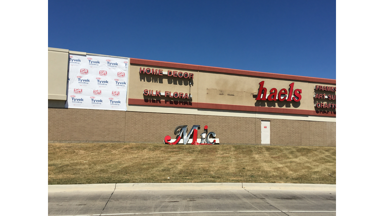 Derecho storm sign damage Cedar Rapids, Iowa August 10, 2020