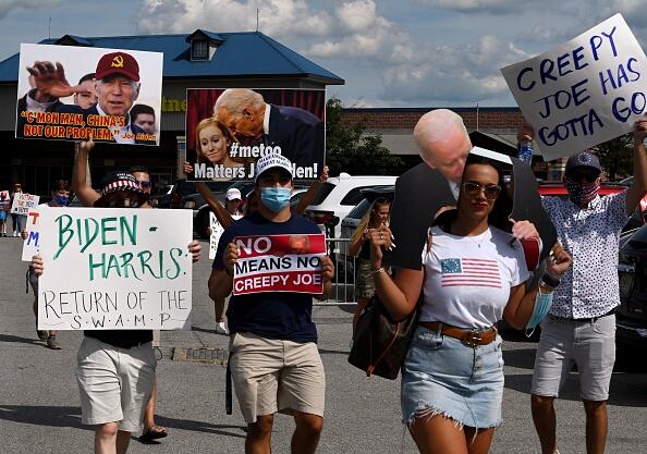 Download Trump Supporter Mocks Biden In Delaware With 'Creepy Joe' Cardboard Cutout | NewsRadio 740 KTRH ...