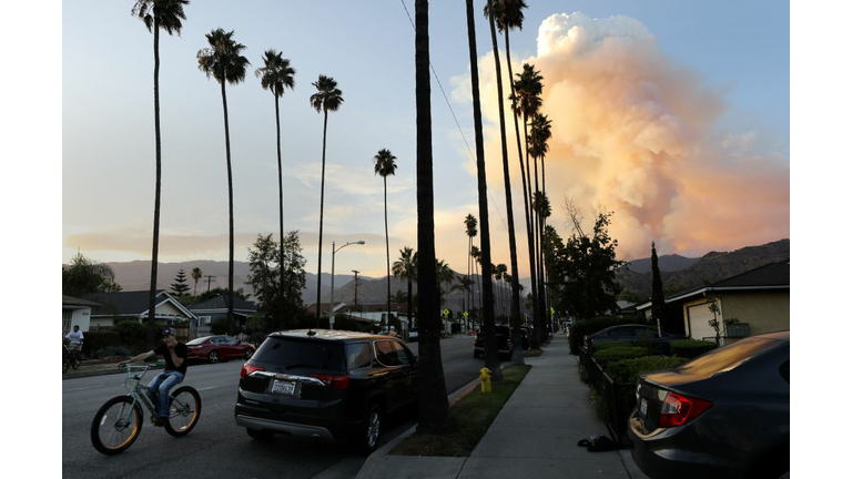Ranch 2 Fire Burns Near Los Angeles