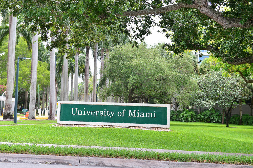 Nearly 100 COVID-19 Cases At University Of Miami In First Week ...