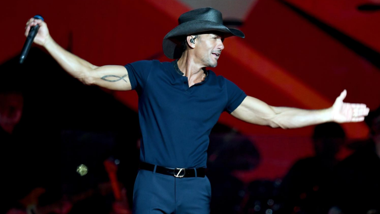 Tim McGraw Honors Late Father, Mets Pitcher Tug McGraw, During
