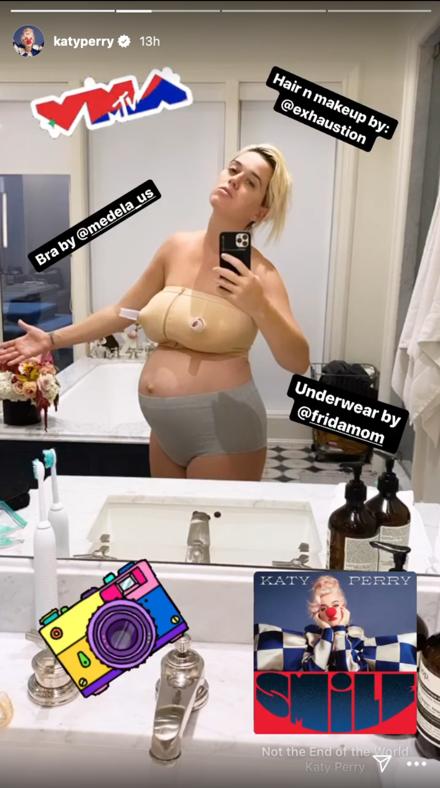 Katy Perry Wears Bra & Underwear In First Selfie Since Giving