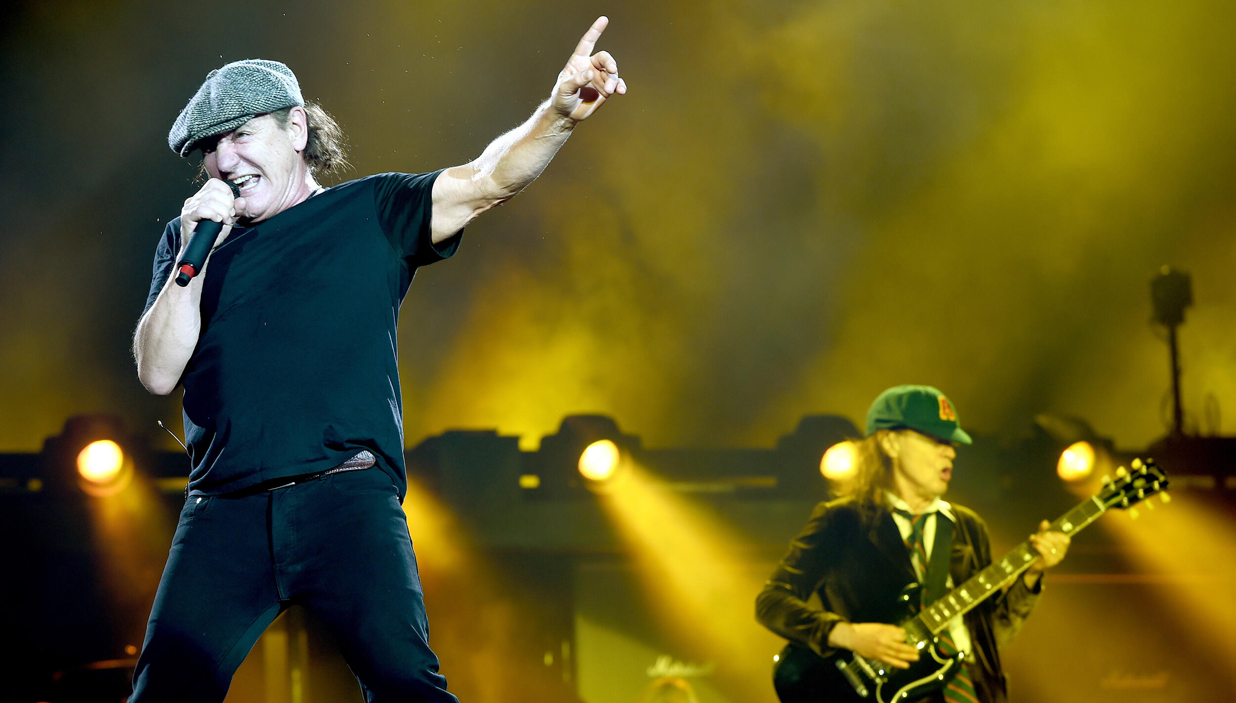 Brian Johnson Confirms Hes In Touch With Ac Dc Misses Live Music Iheart