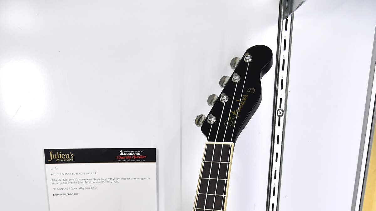 Billie Eilish Introduces Her Signature Fender Ukulele MIX 107.7 Mix