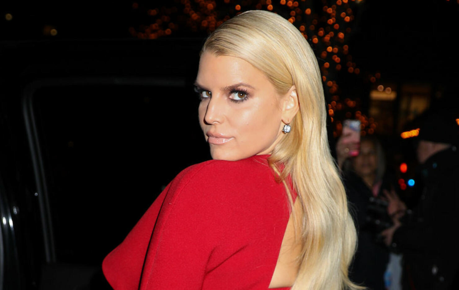 Jessica Simpson Celebrates Losing 100 Pounds Since Giving Birth To