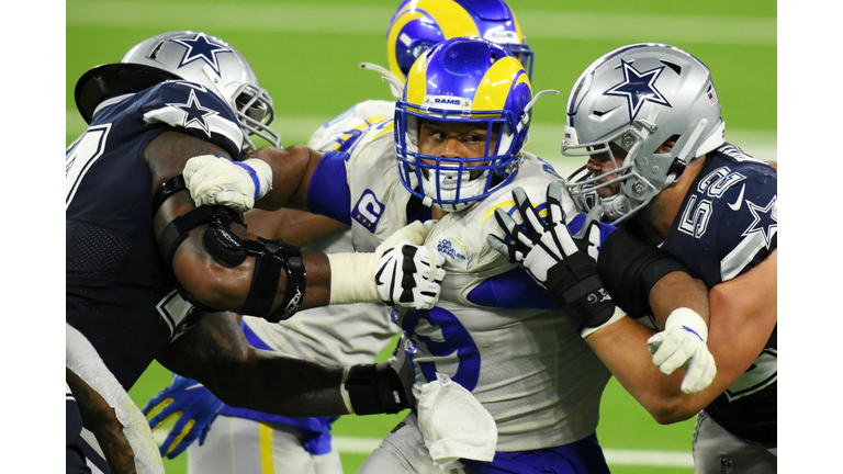 Dallas Cowboys v Los Angeles Rams