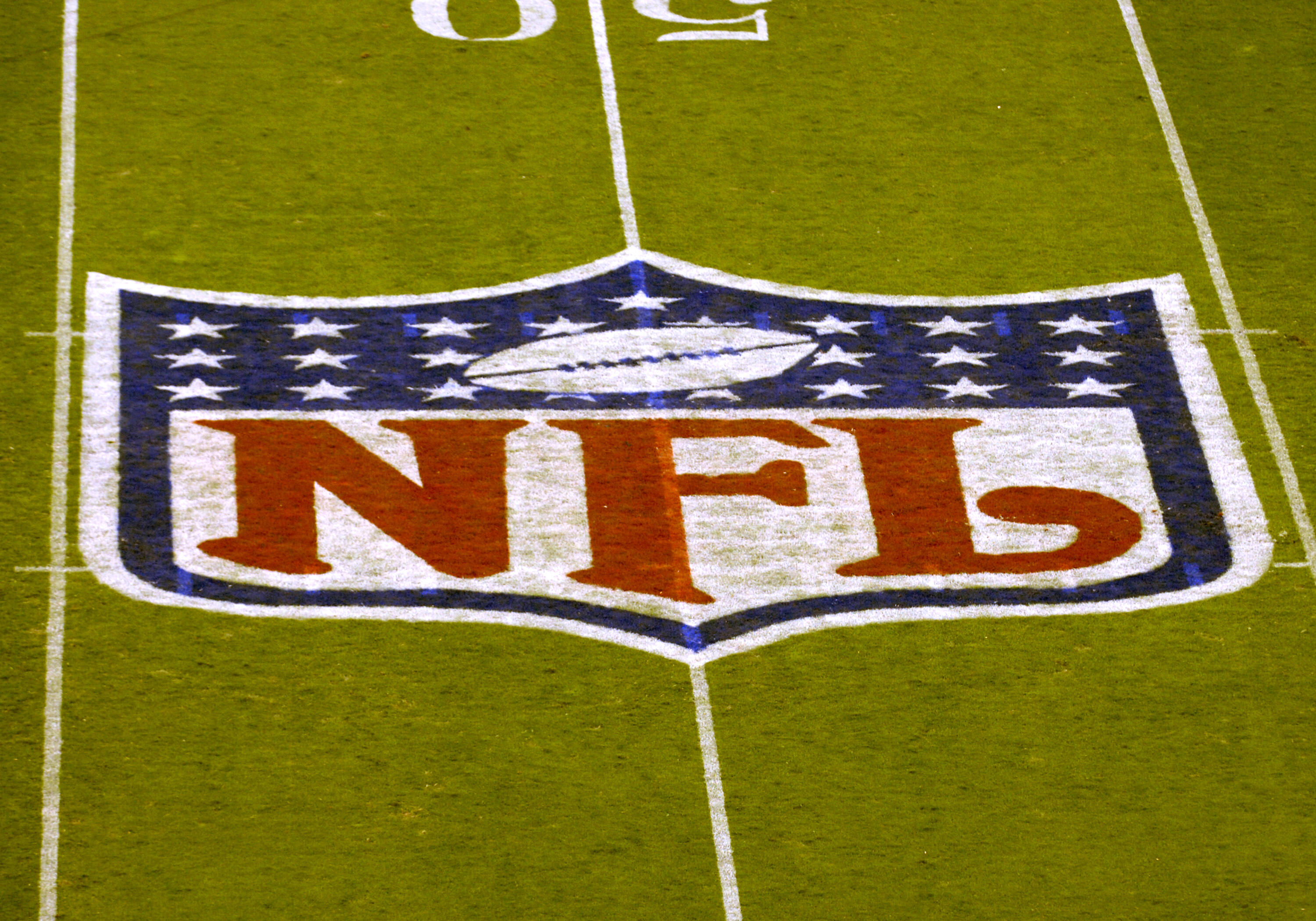 it-s-monday-night-but-are-you-ready-for-some-football-is-missing-iheart