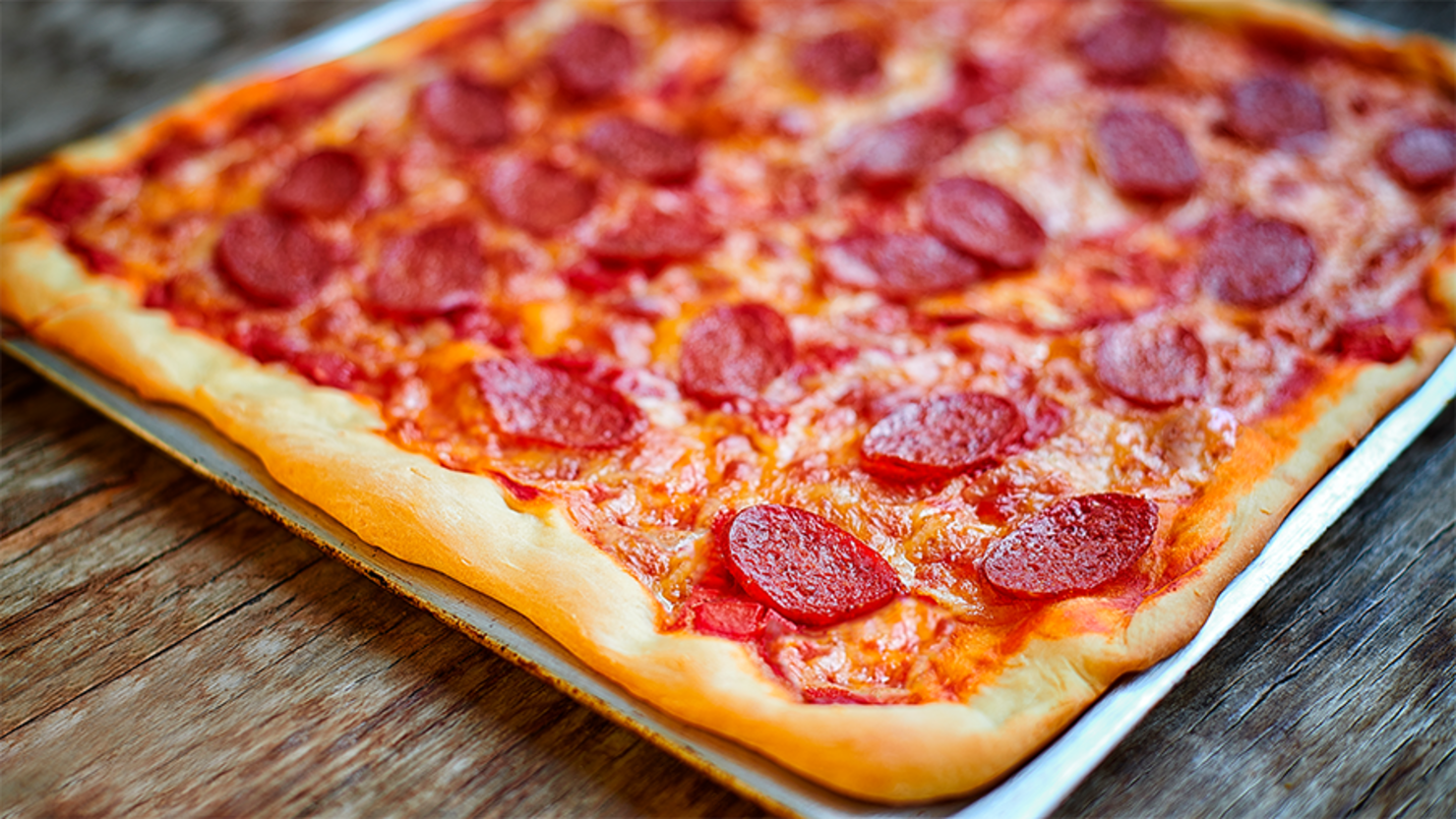 All The Deals & Freebies For National Pepperoni Pizza Day iHeart