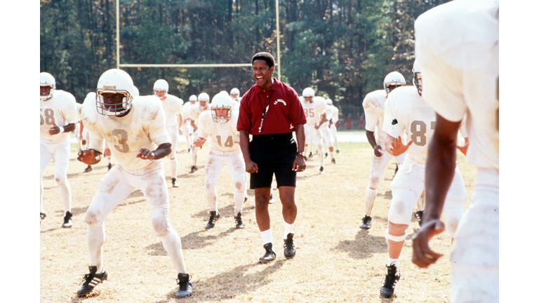 Denzel Washington Stars In Remember The Titans