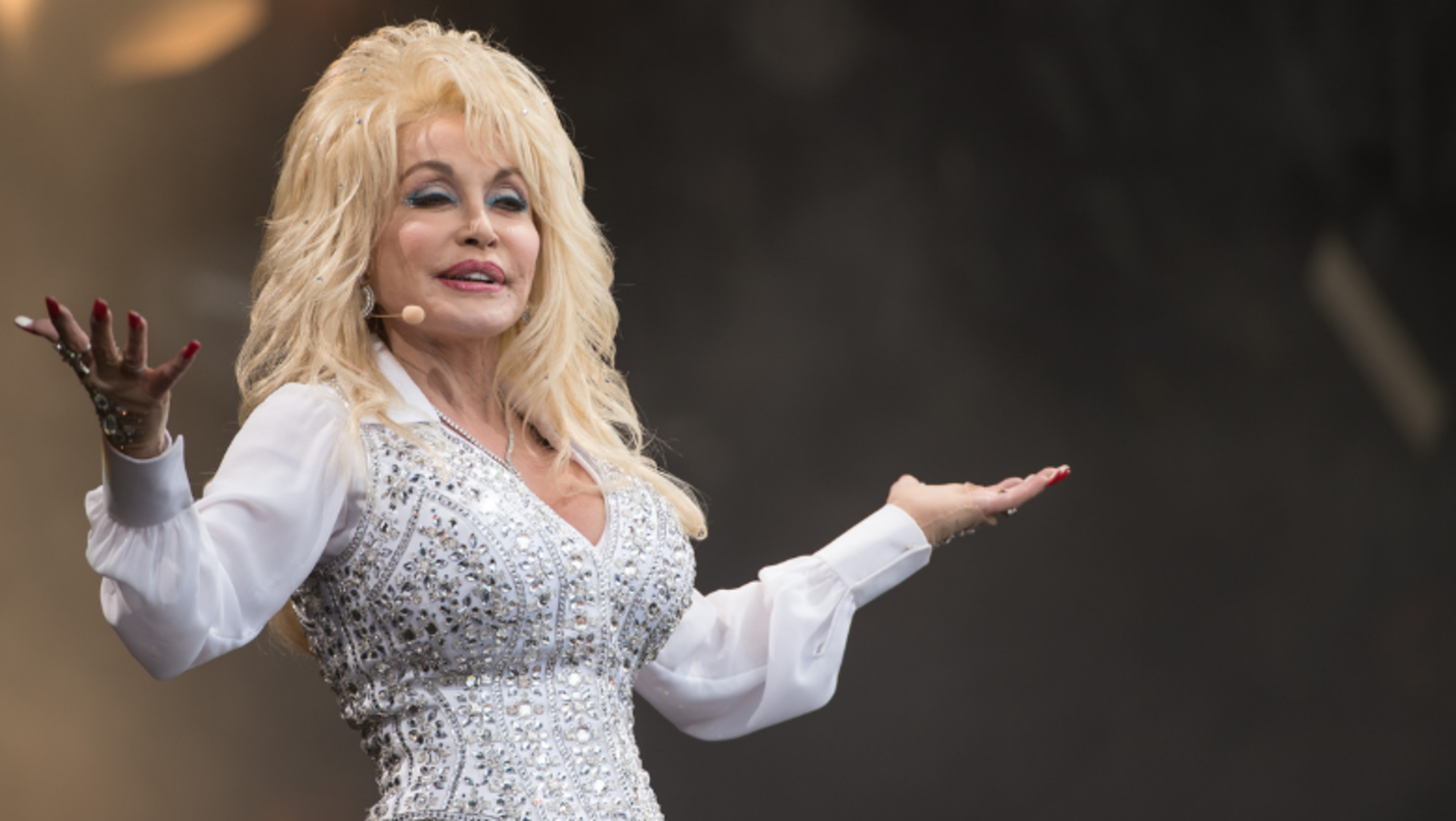Dolly Parton Wrote '9 to 5' While Bored: 'I Wrote The Song On My Nails'