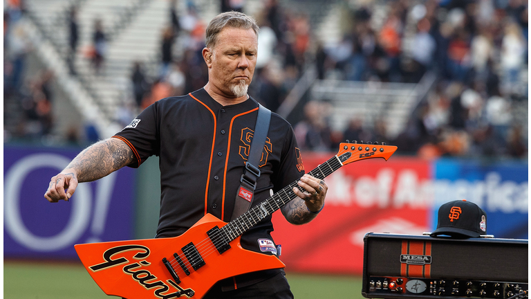 San Francisco, California, USA. 26th Apr, 2019. James Hetfield of Metallica  warms up for the ''Star Spangled Banner'', before a MLB game between the  New York Yankees and the San Francisco Giants