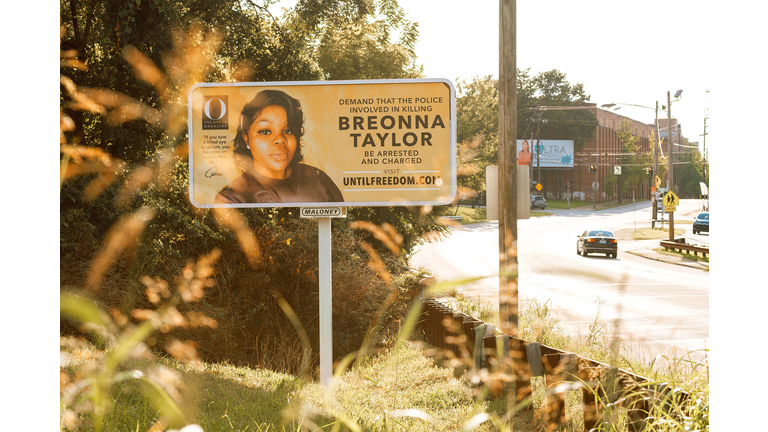 Billboards Placed Across Louisville Call For The Arrest Of Police Officers Involved In Killing Of Breonna Taylor