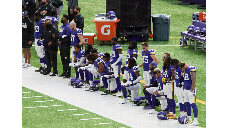 Tennessee Titans v Minnesota Vikings