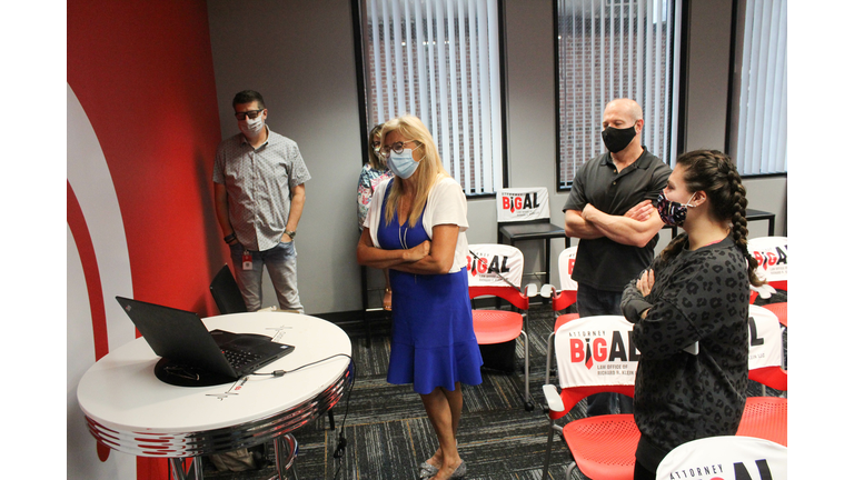 Laurie DeYoung's 35th Anniversary At WPOC!