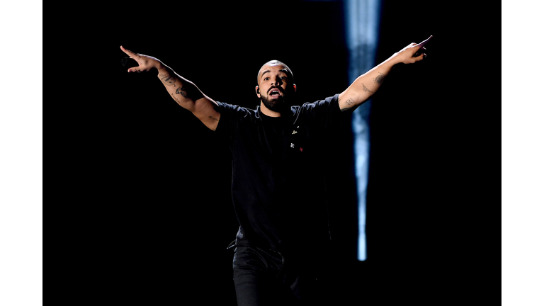 2016 iHeartRadio Music Festival - Night 1 - Show