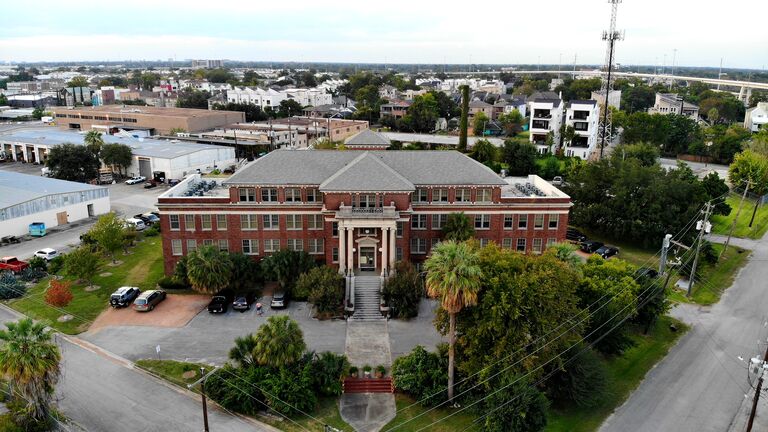 Elder Street Artist Lofts (formerly Jefferson Davis Hospital)