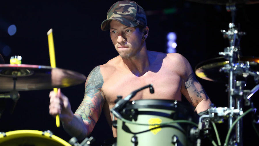 Twenty One Pilots Josh Dun Encourages Fans To Vote With Shirtless