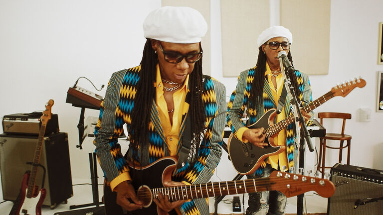 Nile Rodgers - Fender Acoustasonic Stratocaster