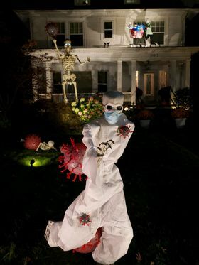 Joshua Davis and Marija Lasic decorate for Halloween