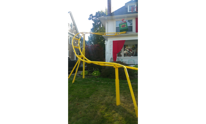Joshua Davis and Marija Lasic decorate for Halloween