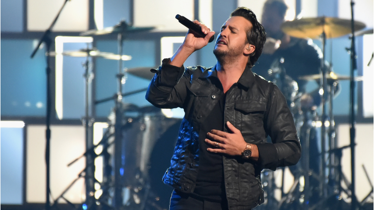 Luke Bryan Announces Romantic New Single, 'Down To One' 